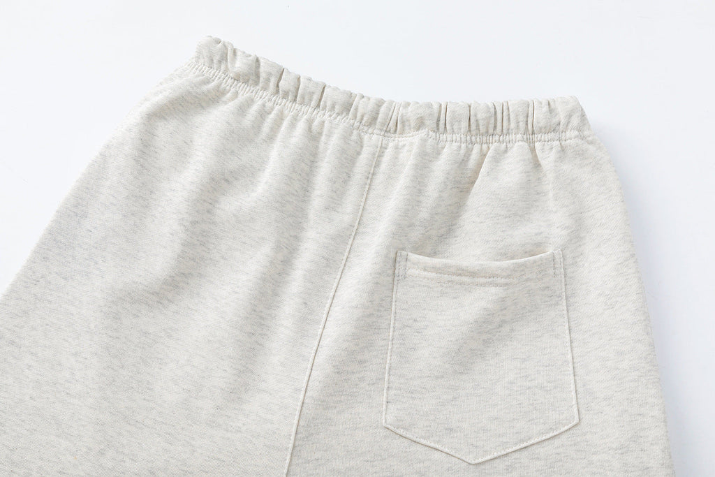 Fear of God Essentials Embossed Letter Relaxed-Fit Shorts Unisex
